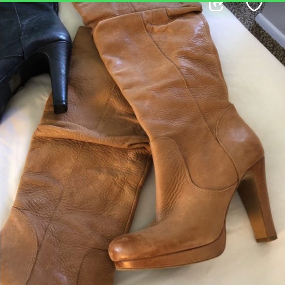 Jessica Simpson boots